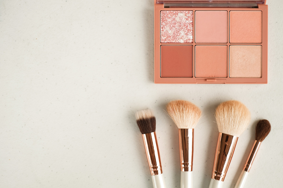 Eyeshadow and Brushes Flatlay